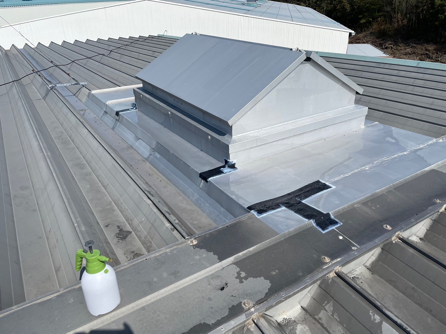 工場雨漏り修理